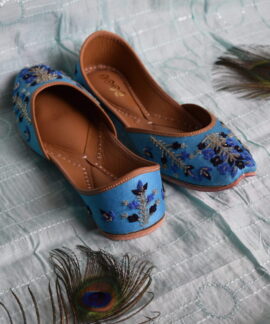 Blue Embroidered Punjabi Jutti - Todocart